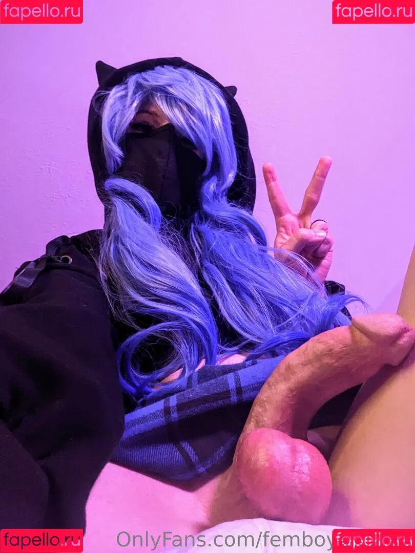 femboygaming Onlyfans Photo Gallery 