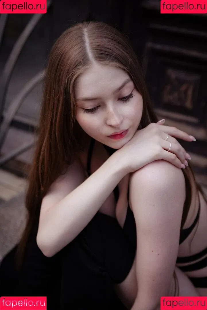 Amelia Korczak Onlyfans Photo Gallery 