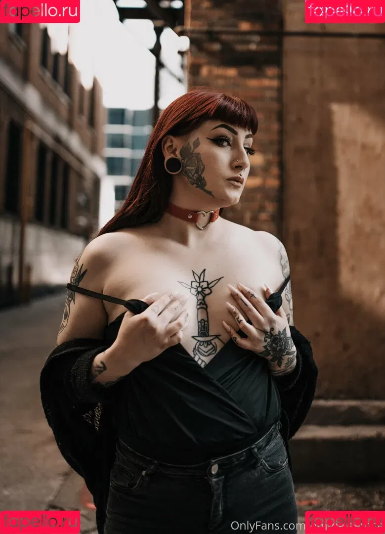 sinisterlilith Onlyfans Photo Gallery 