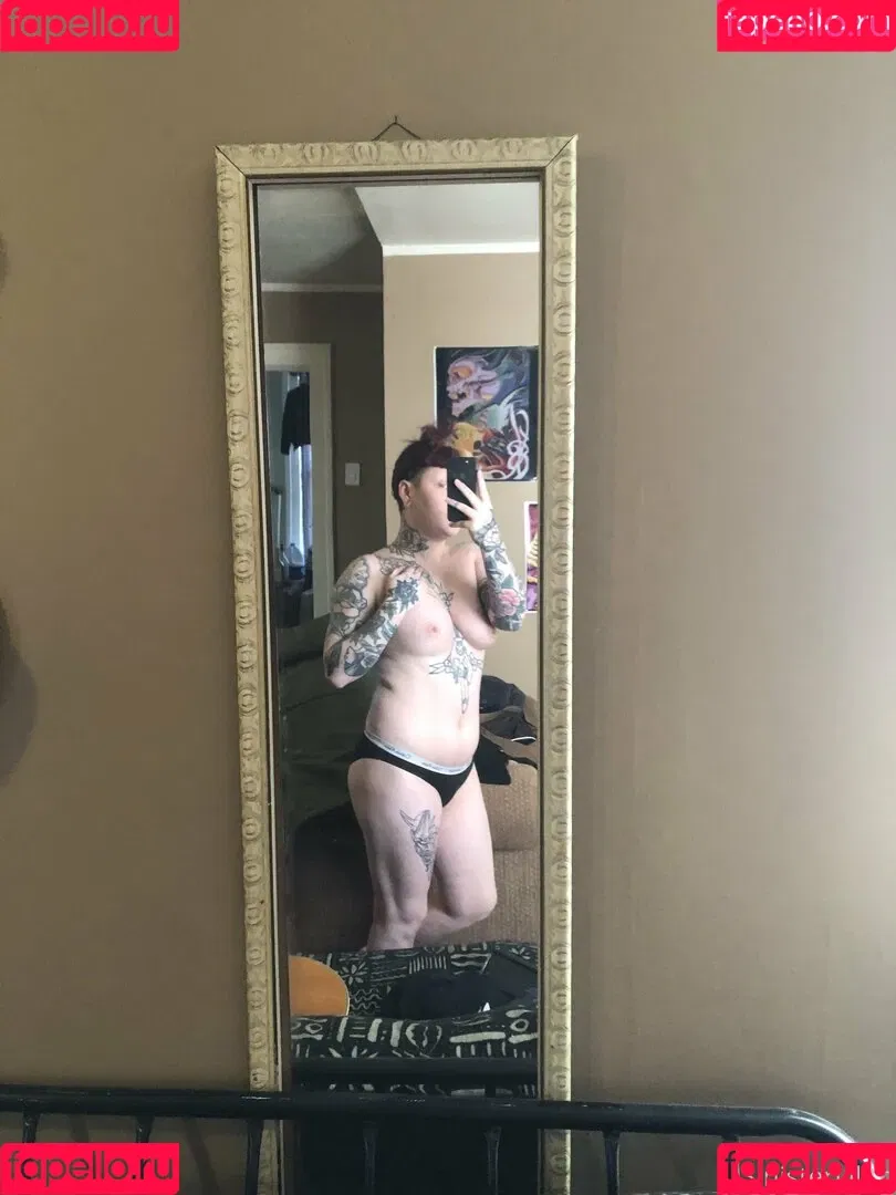 sinisterlilith Onlyfans Photo Gallery 