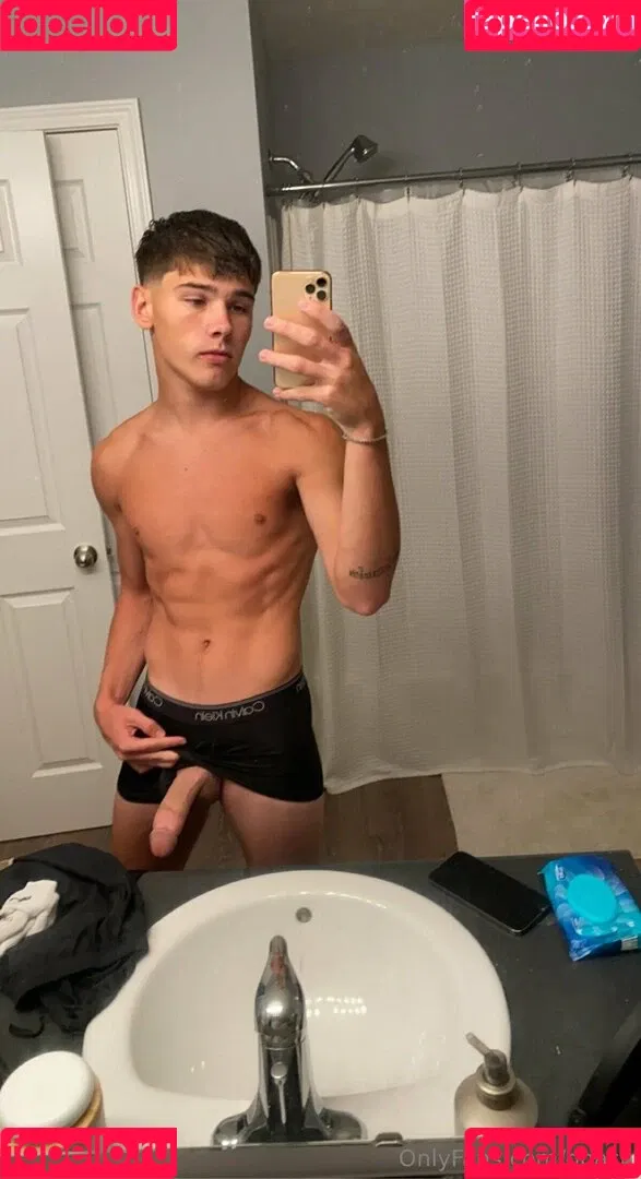 opash Onlyfans Photo Gallery 