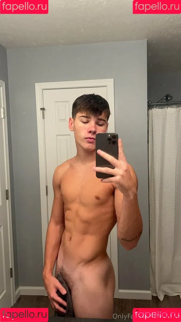 opash Onlyfans Photo Gallery 