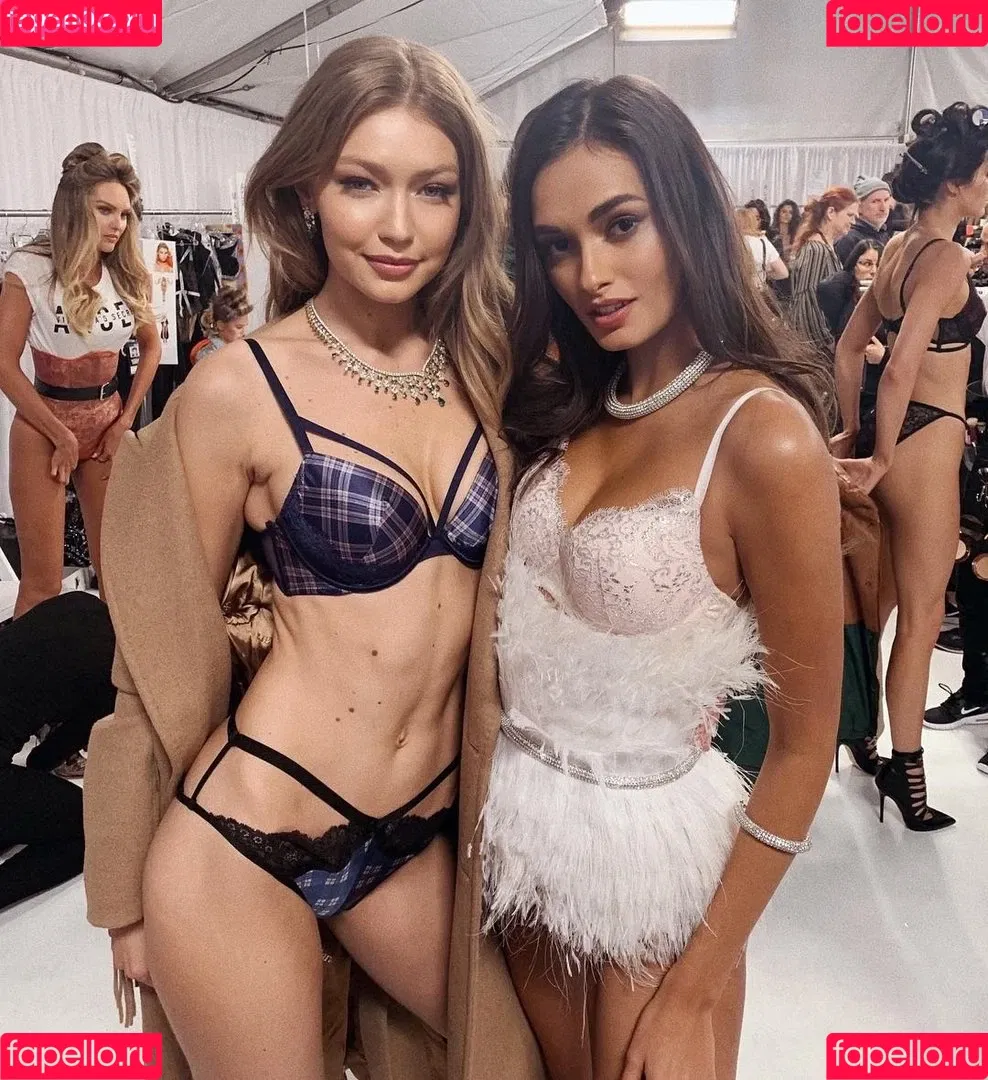 Gigi Hadid Onlyfans Photo Gallery 