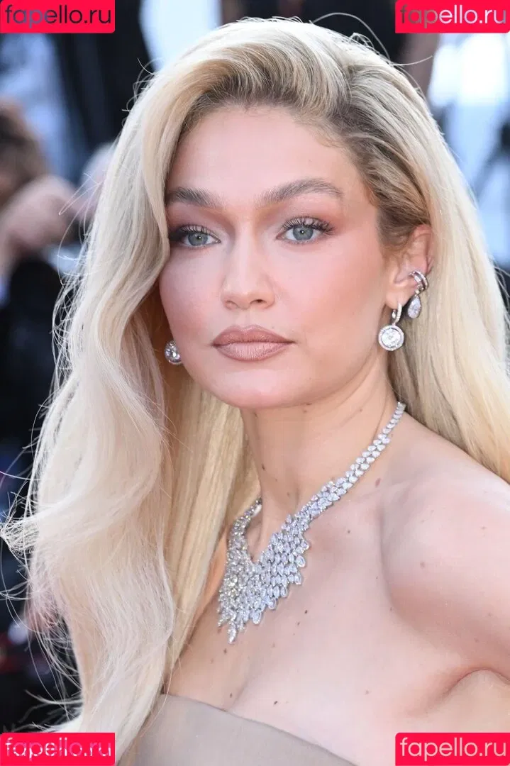 Gigi Hadid Onlyfans Photo Gallery 