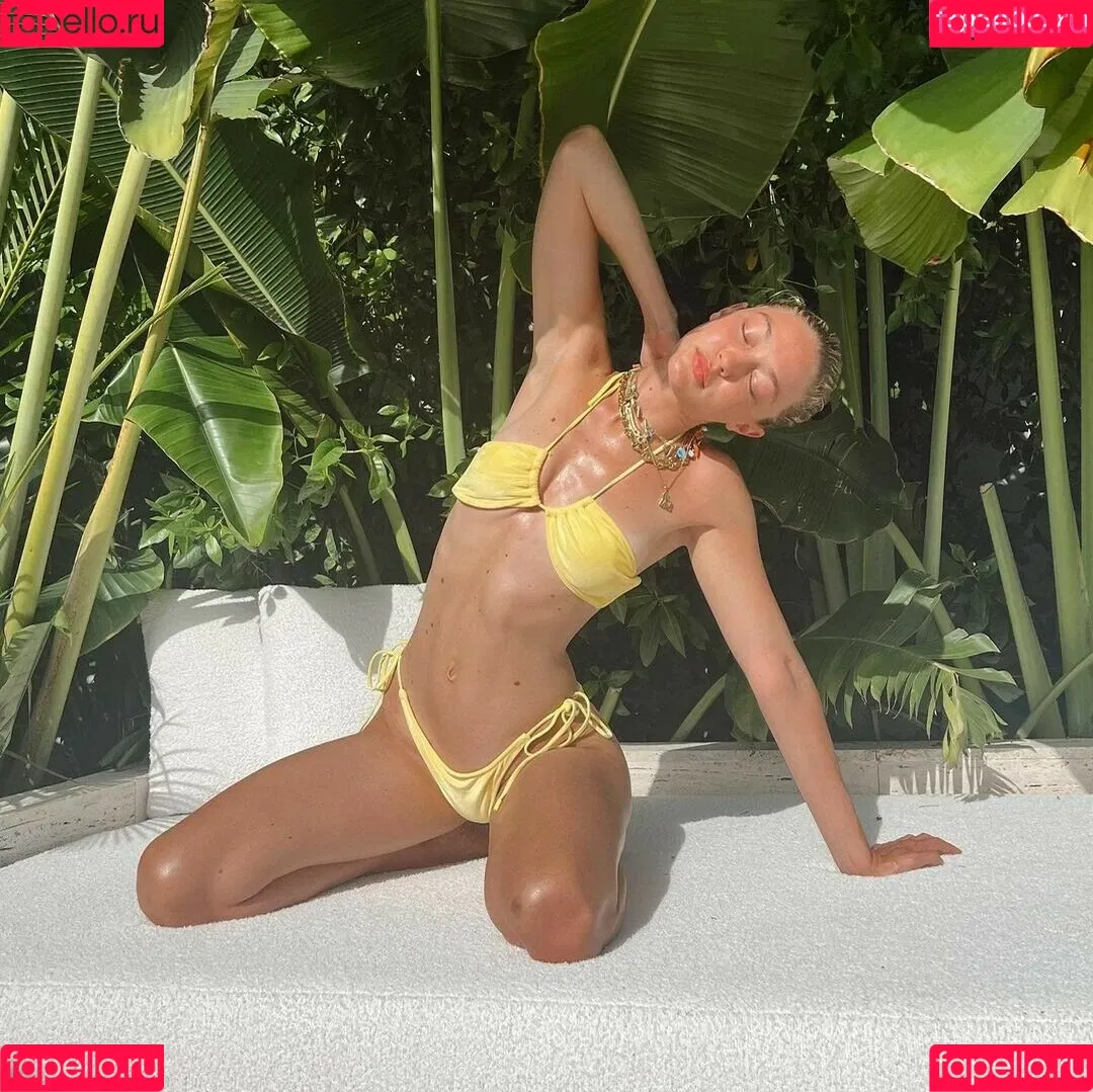 Gigi Hadid Onlyfans Photo Gallery 