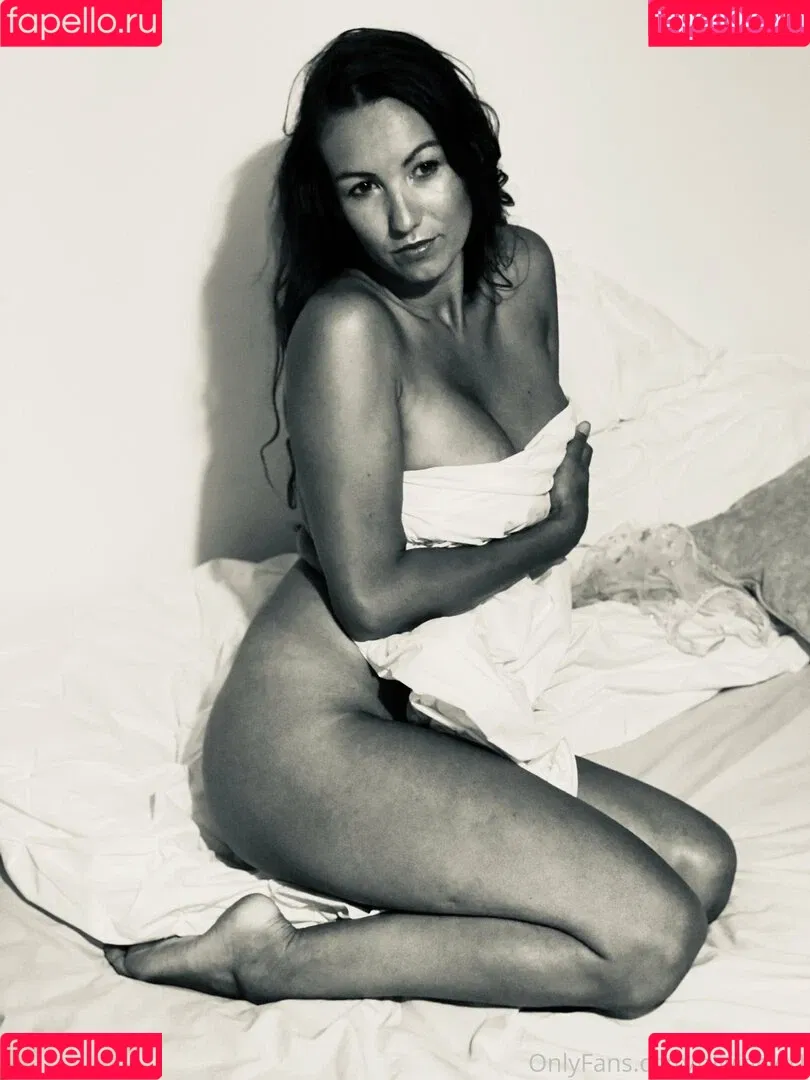 oliviacyd1 Onlyfans Photo Gallery 