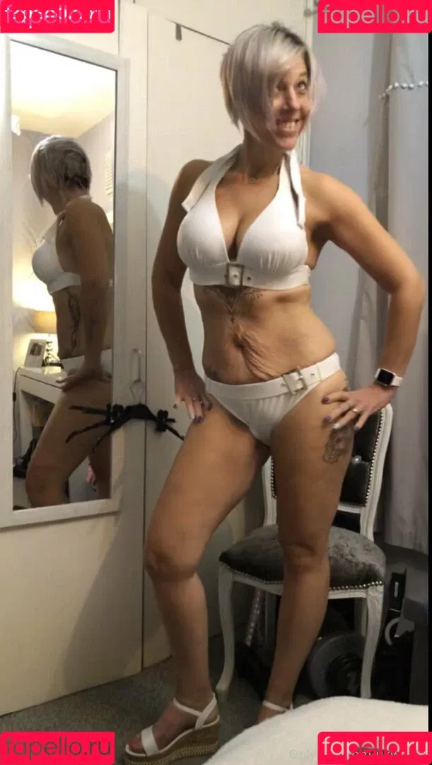 ukwife41 Onlyfans Photo Gallery 