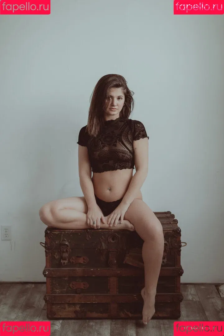 melmelly16 Onlyfans Photo Gallery 