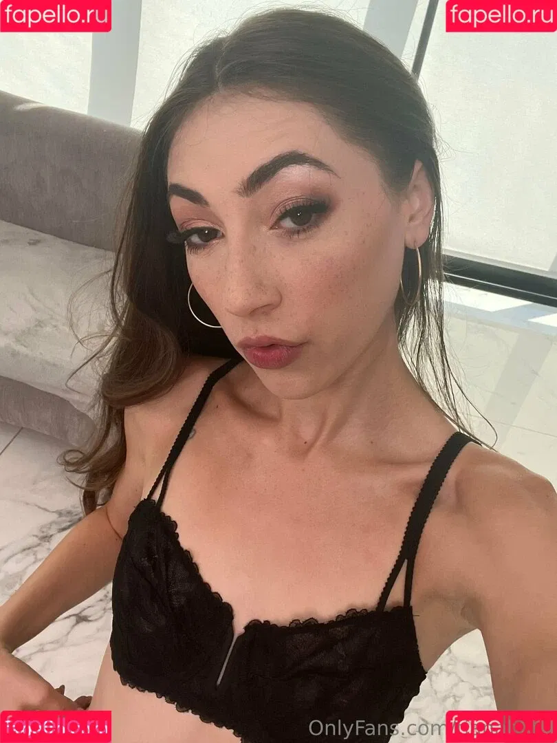 tianablow Onlyfans Photo Gallery 