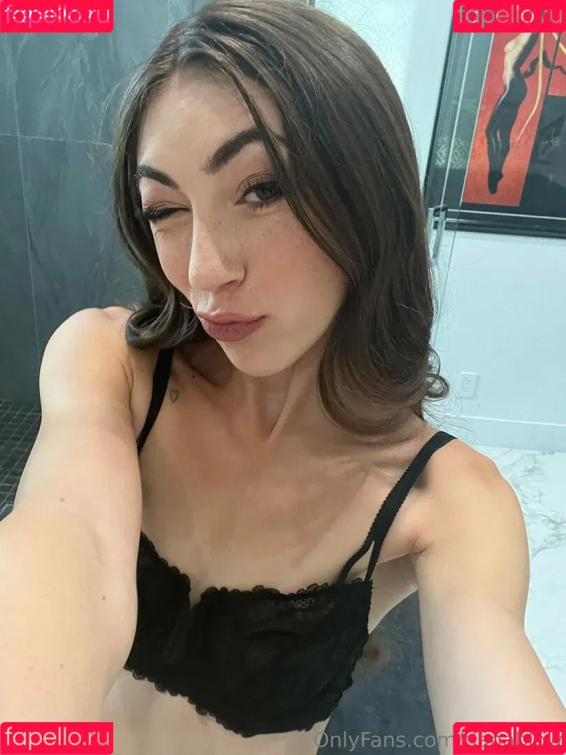 tianablow Onlyfans Photo Gallery 