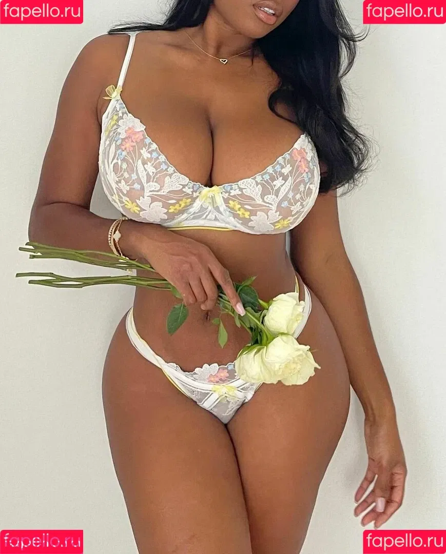 Vivipanameraofficial Onlyfans Photo Gallery 