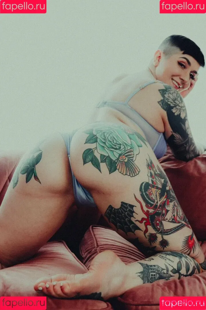FemmePuppy Onlyfans Photo Gallery 