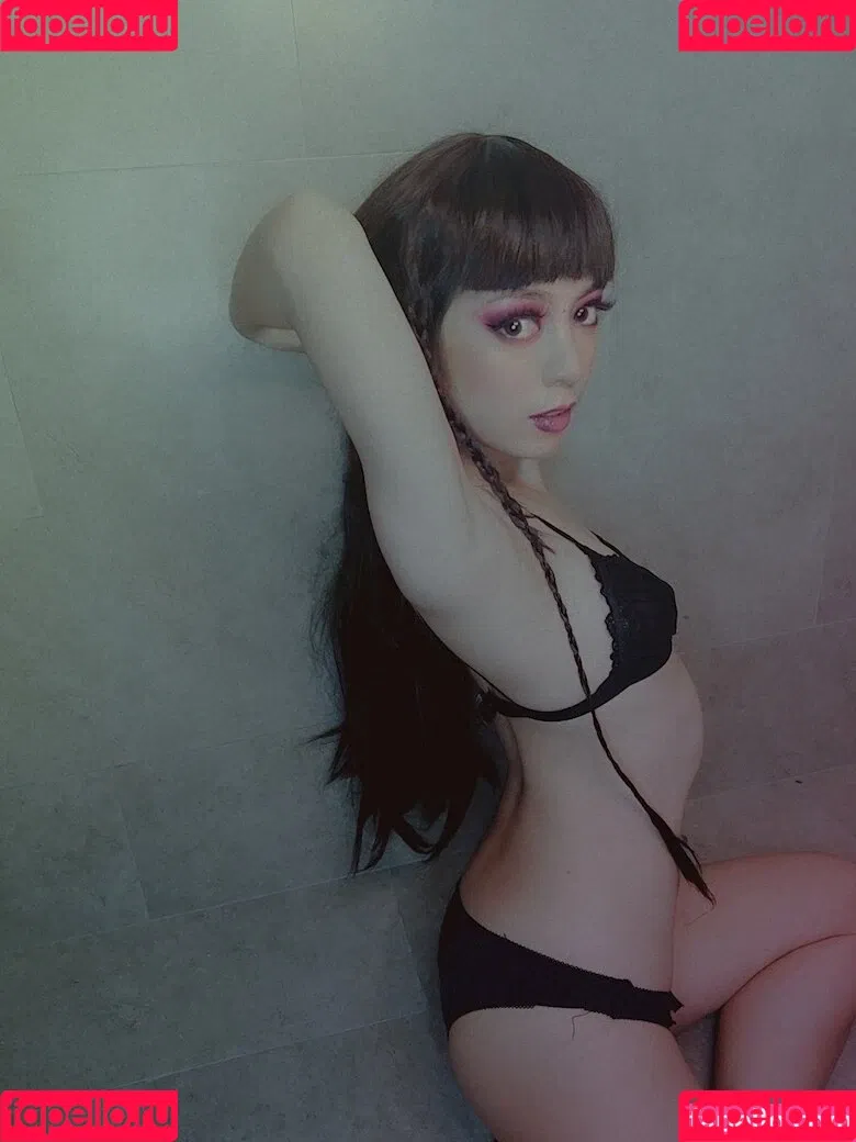 MAIScnhyo Onlyfans Photo Gallery 