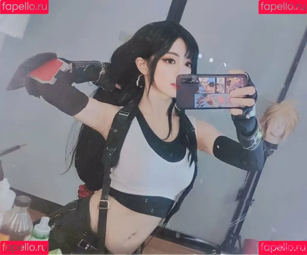MAIScnhyo Onlyfans Photo Gallery 