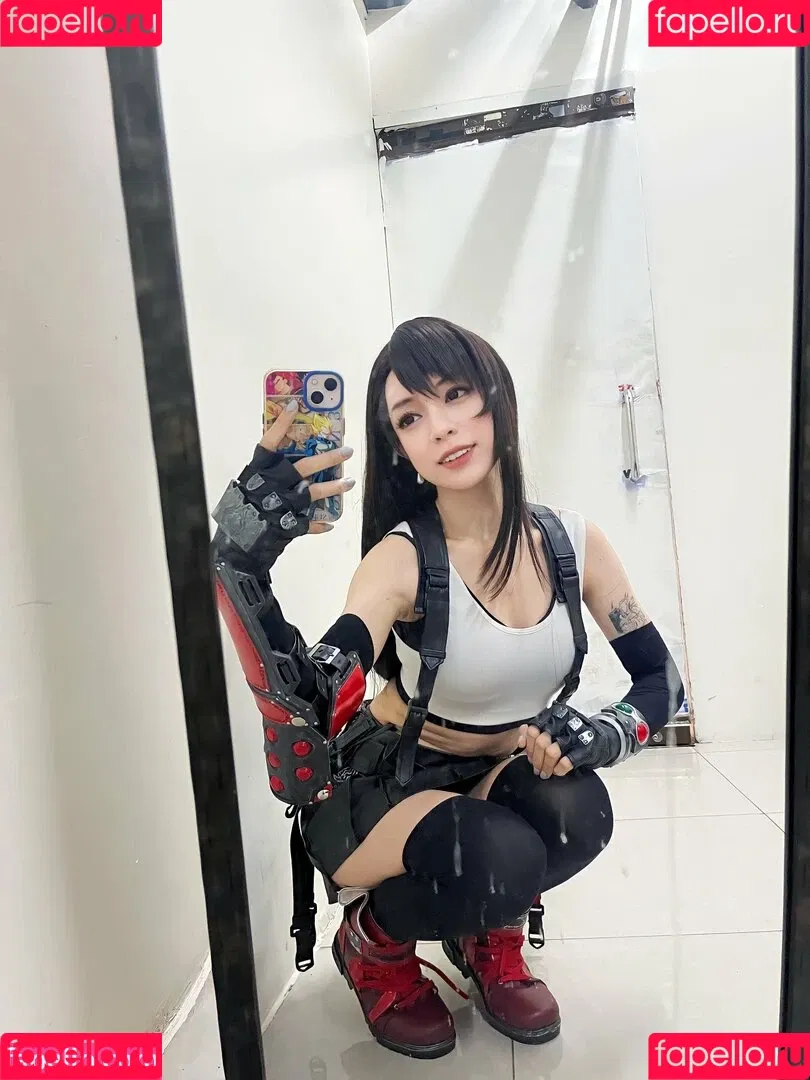 MAIScnhyo Onlyfans Photo Gallery 