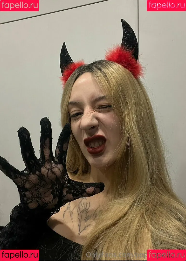 pppoisonnnivy Onlyfans Photo Gallery 