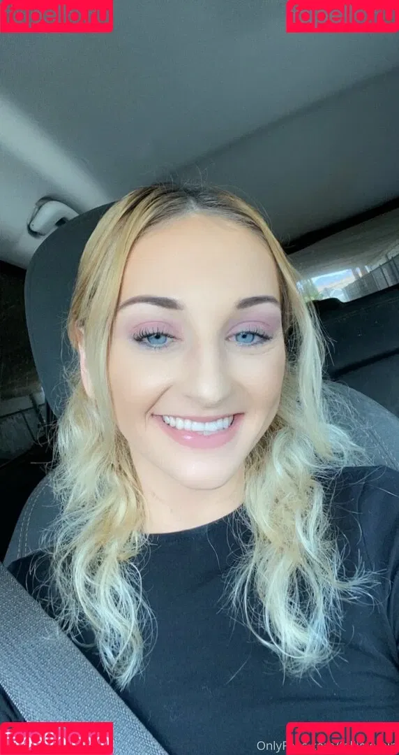 tallielorain Onlyfans Photo Gallery 