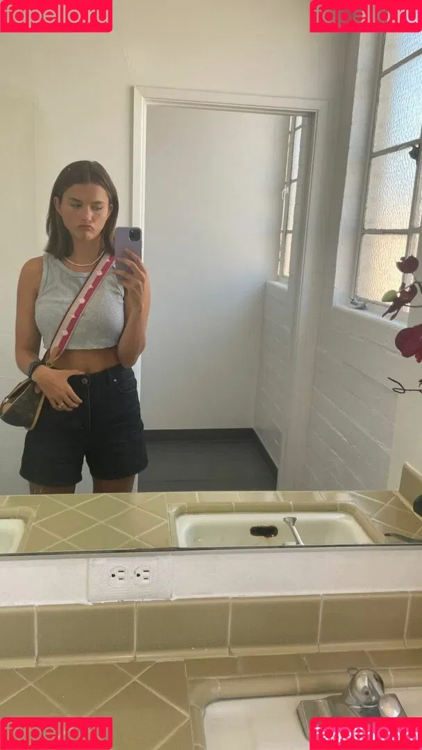 Chloe East Onlyfans Photo Gallery 