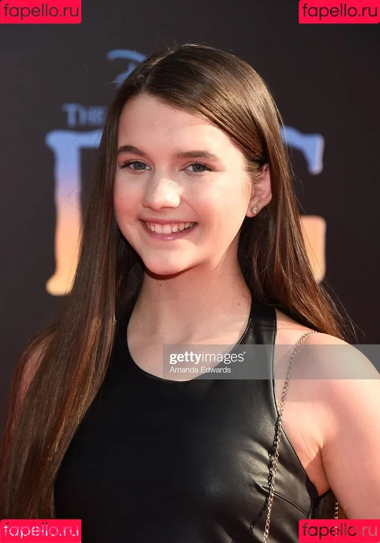 Chloe East Onlyfans Photo Gallery 