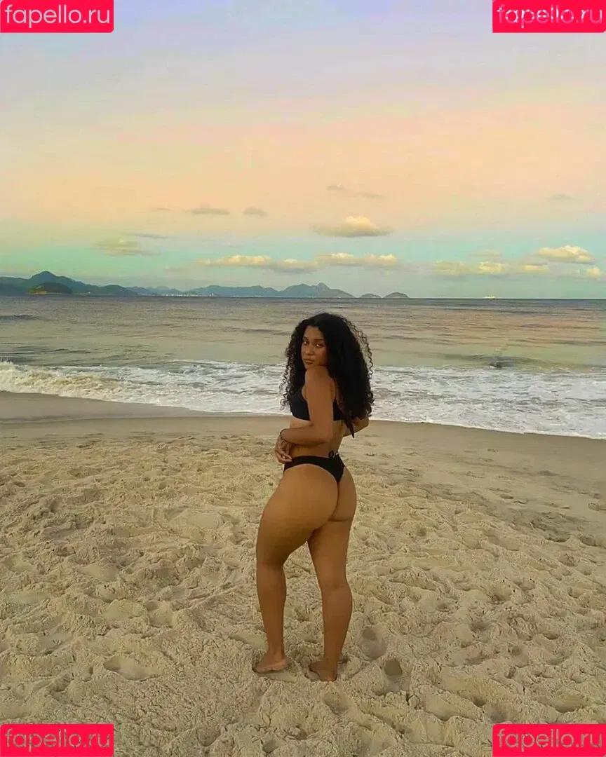 Giovanna Santos Onlyfans Photo Gallery 