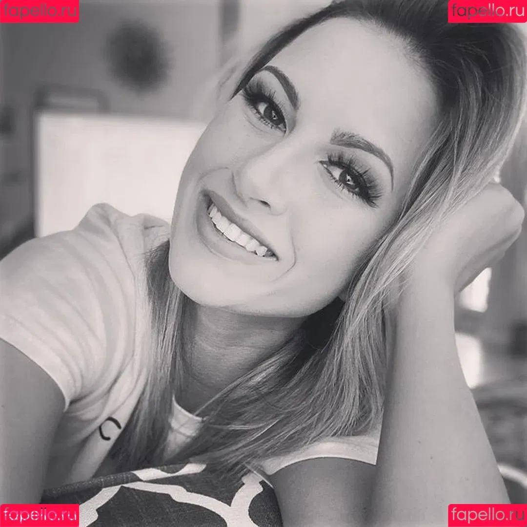 Kayla Lynne Hilton Onlyfans Photo Gallery 