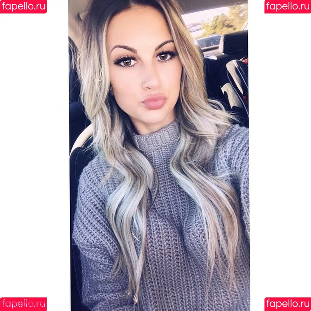 Kayla Lynne Hilton Onlyfans Photo Gallery 