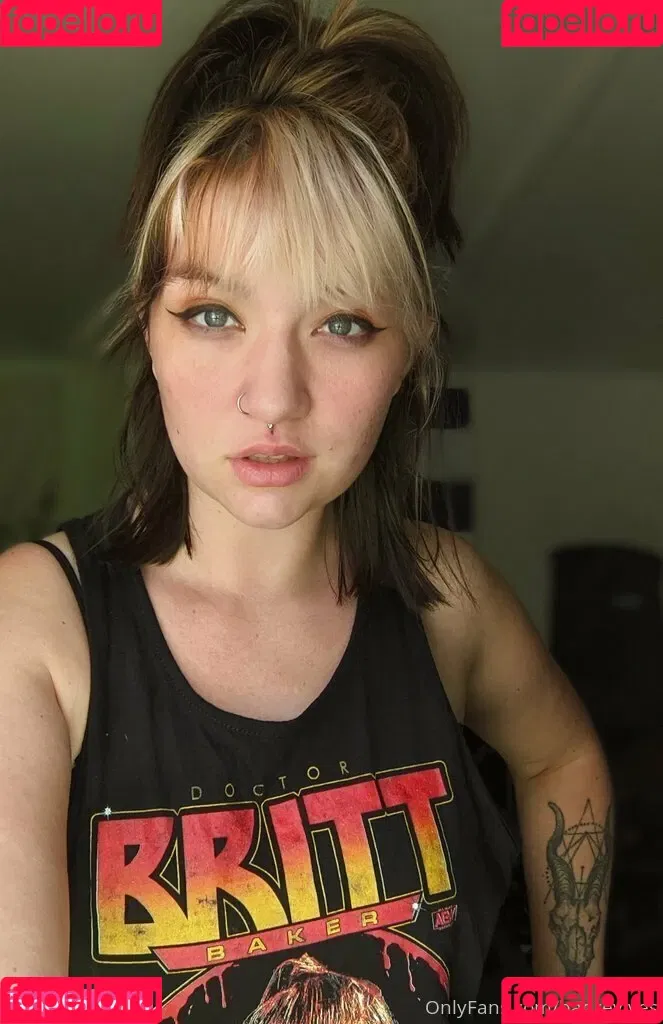 hollygraileonline Onlyfans Photo Gallery 