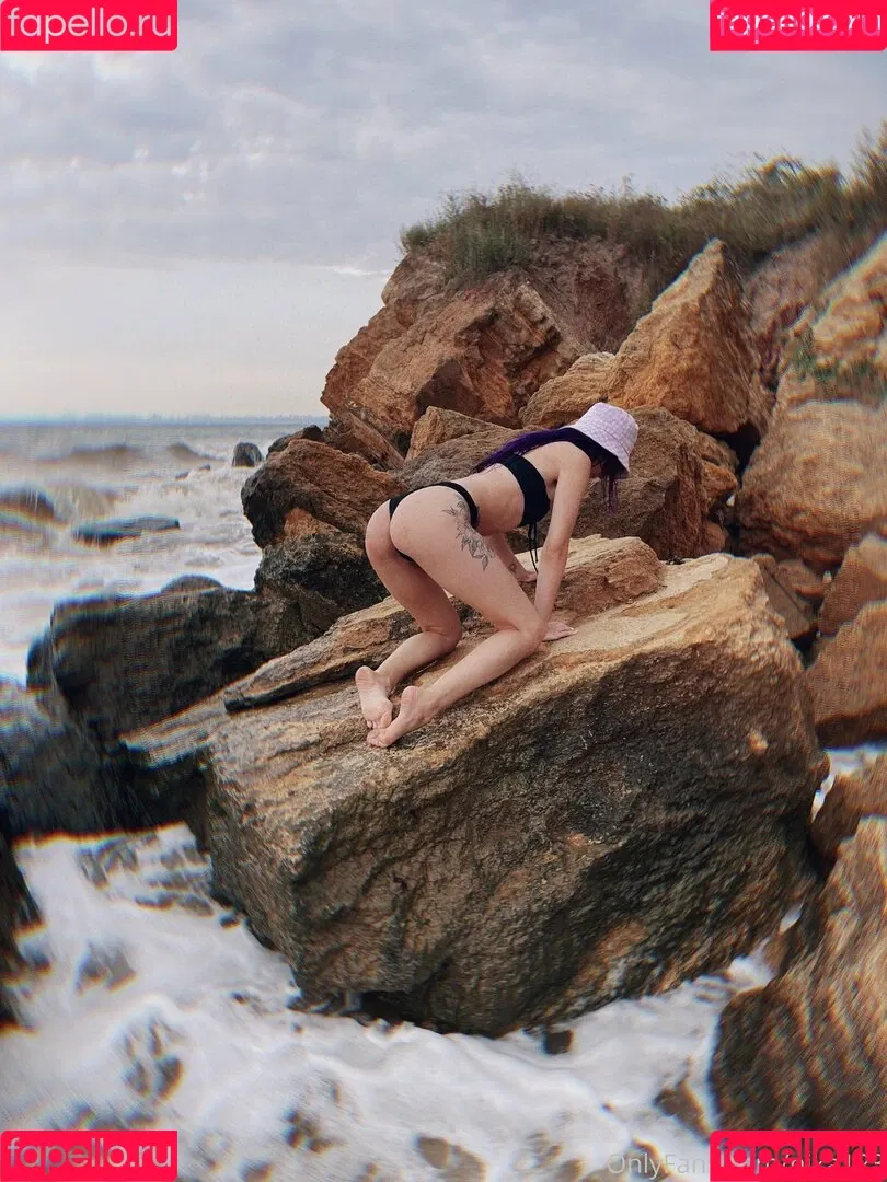 nika123 Onlyfans Photo Gallery 
