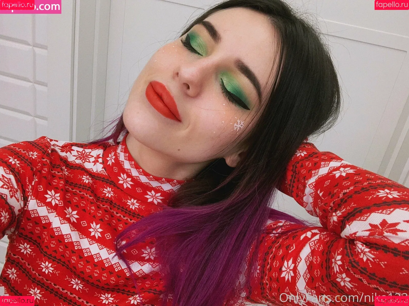nika123 Onlyfans Photo Gallery 