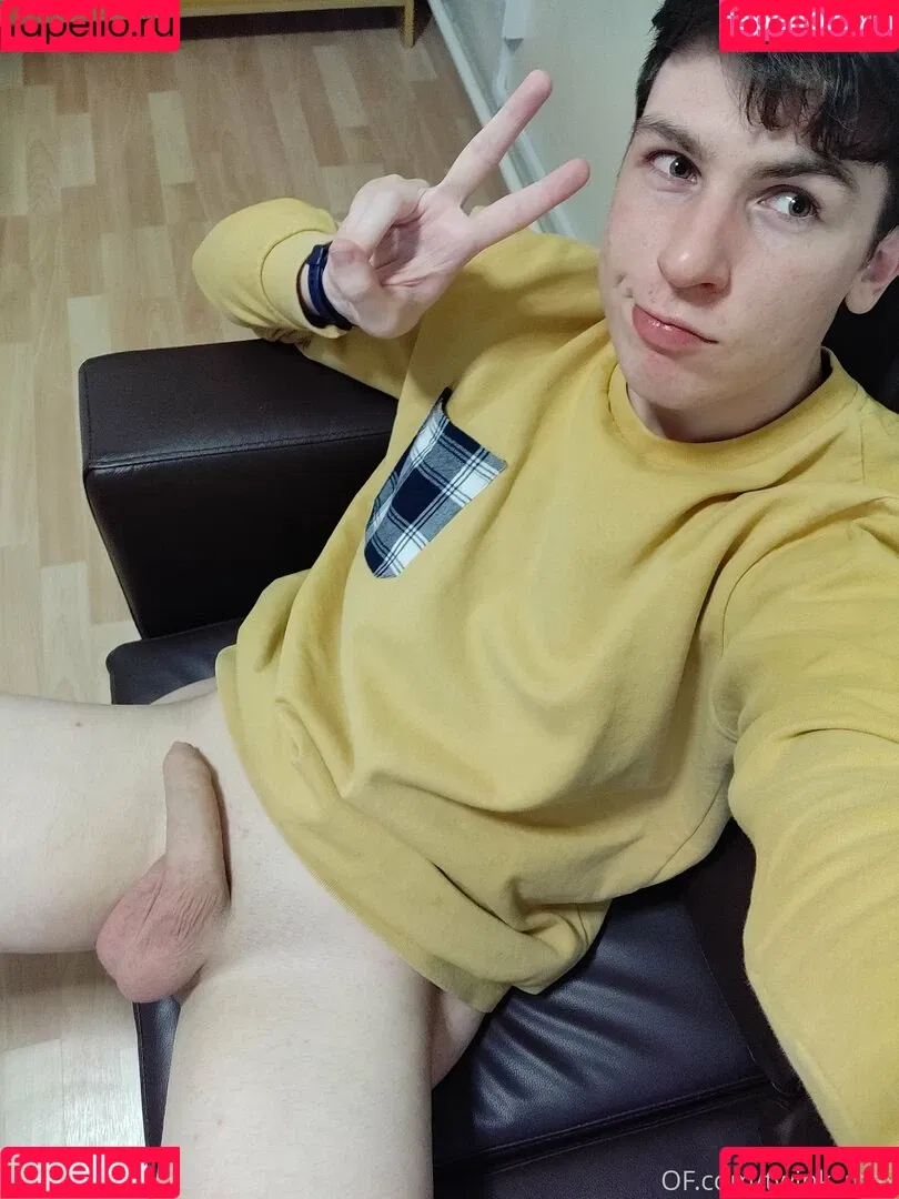 twink_max Onlyfans Photo Gallery 