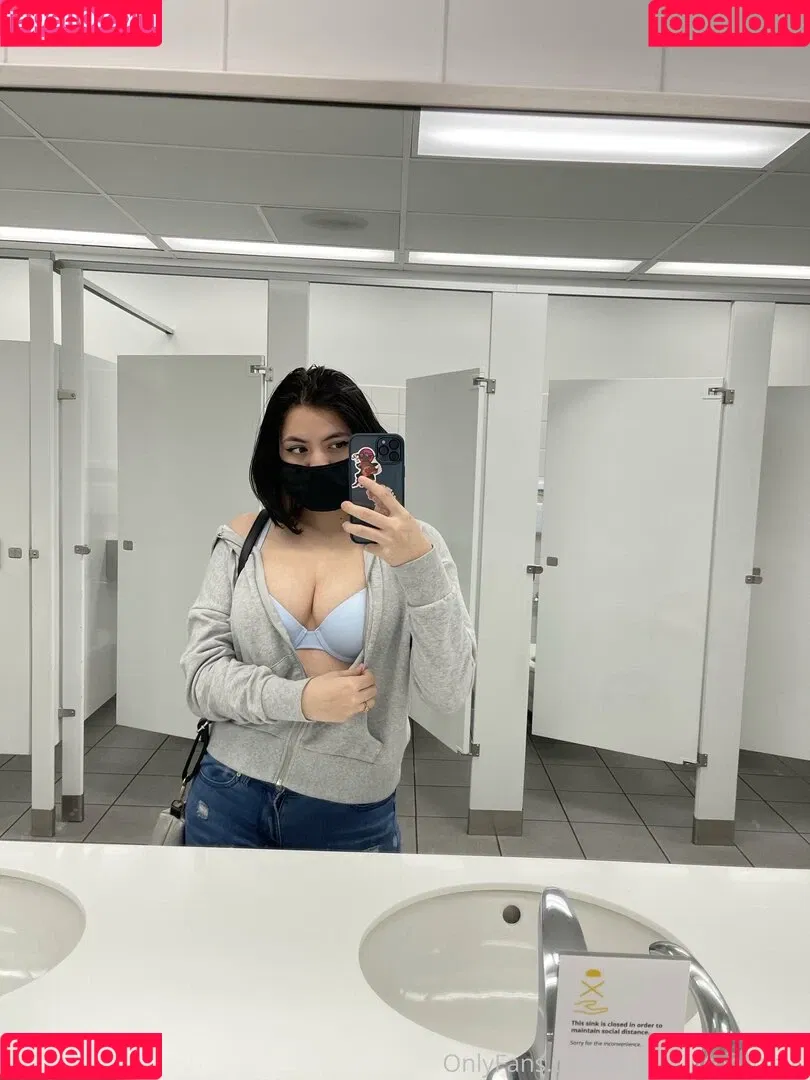 loubxbyy Onlyfans Photo Gallery 