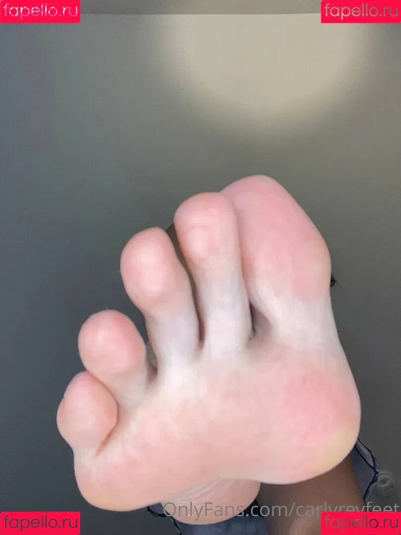 carlyreyfeet Onlyfans Photo Gallery 