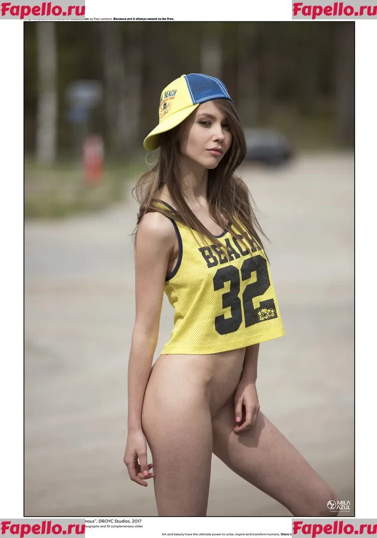 Mila Azul Onlyfans Photo Gallery 