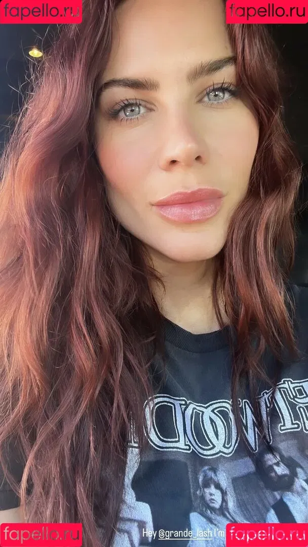 Courtney Hope Onlyfans Photo Gallery 