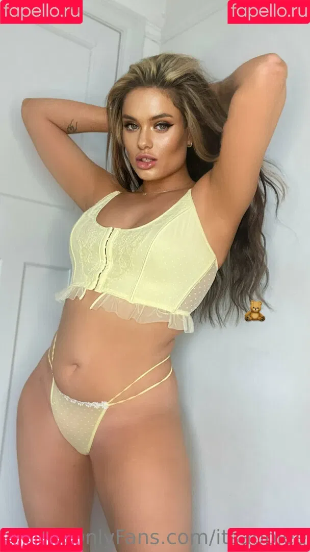 itsabbiee Onlyfans Photo Gallery 