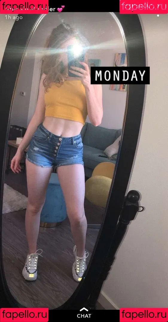 Abigalemandler Onlyfans Photo Gallery 