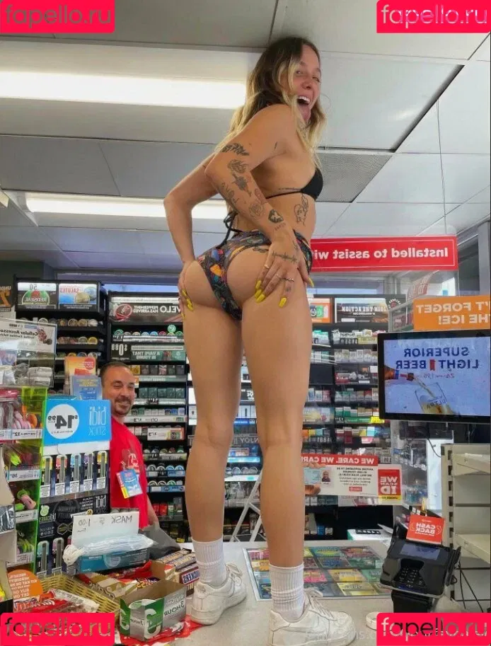 yourfavhaley Onlyfans Photo Gallery 