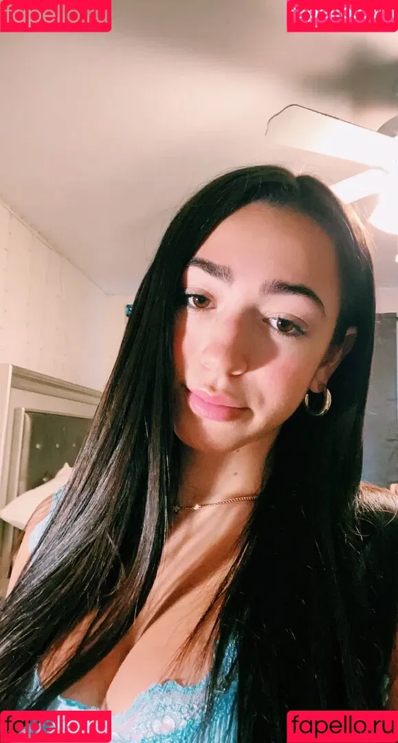 Maddie May Onlyfans Photo Gallery 