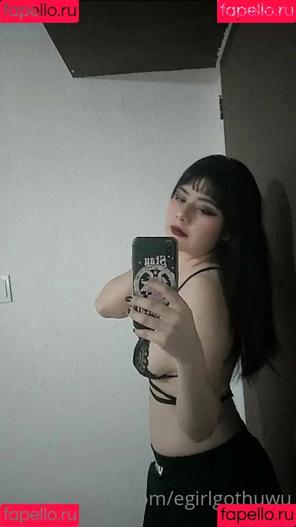 egirlgothuwu Onlyfans Photo Gallery 