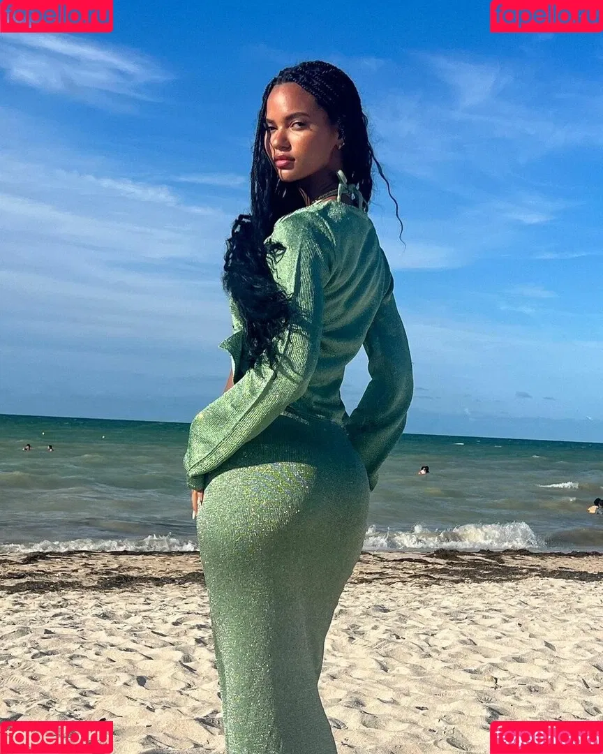 Juliana Nalu Onlyfans Photo Gallery 