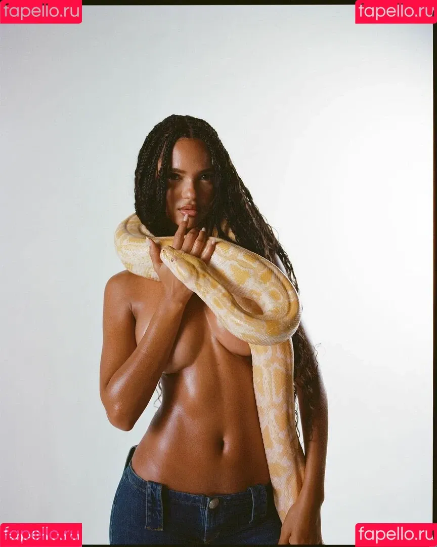 Juliana Nalu Onlyfans Photo Gallery 