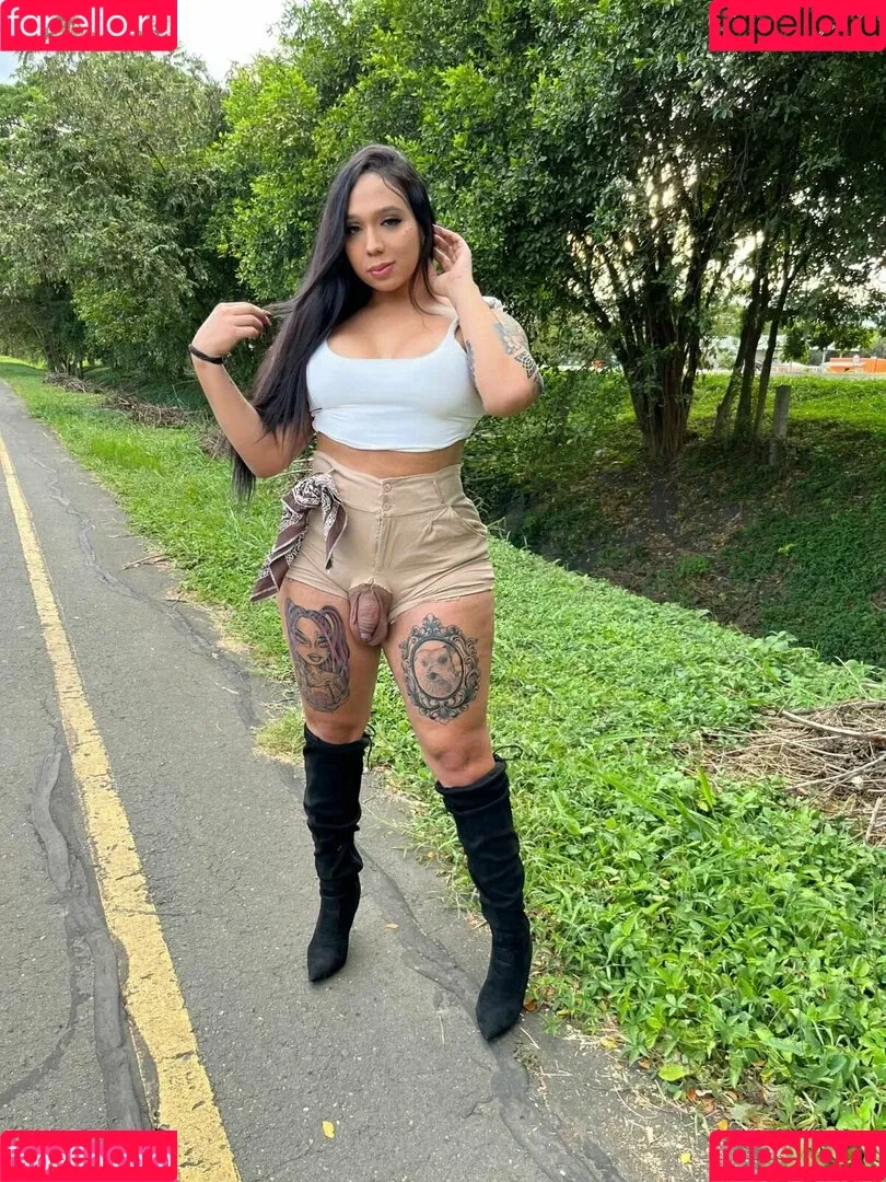 girl_hotbicth Onlyfans Photo Gallery 
