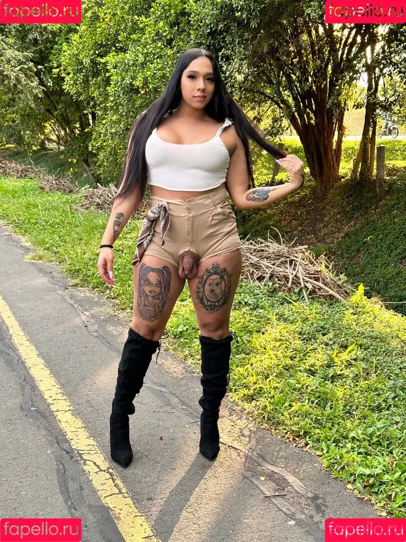 girl_hotbicth Onlyfans Photo Gallery 