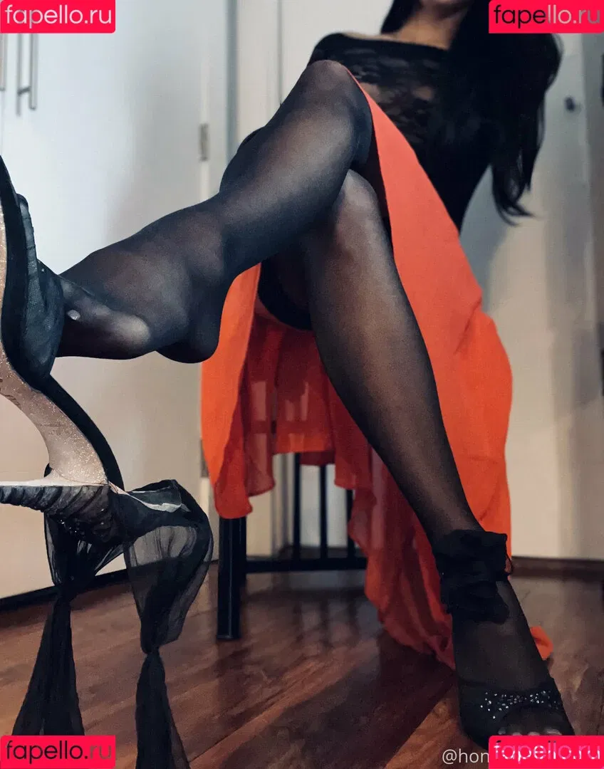 simone_honeylicious Onlyfans Photo Gallery 