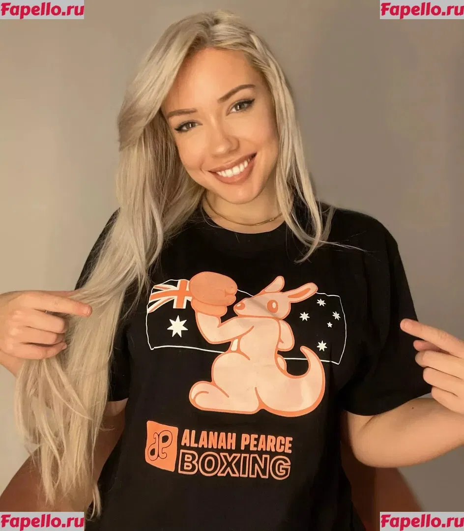 Alanah Pearce Onlyfans Photo Gallery 