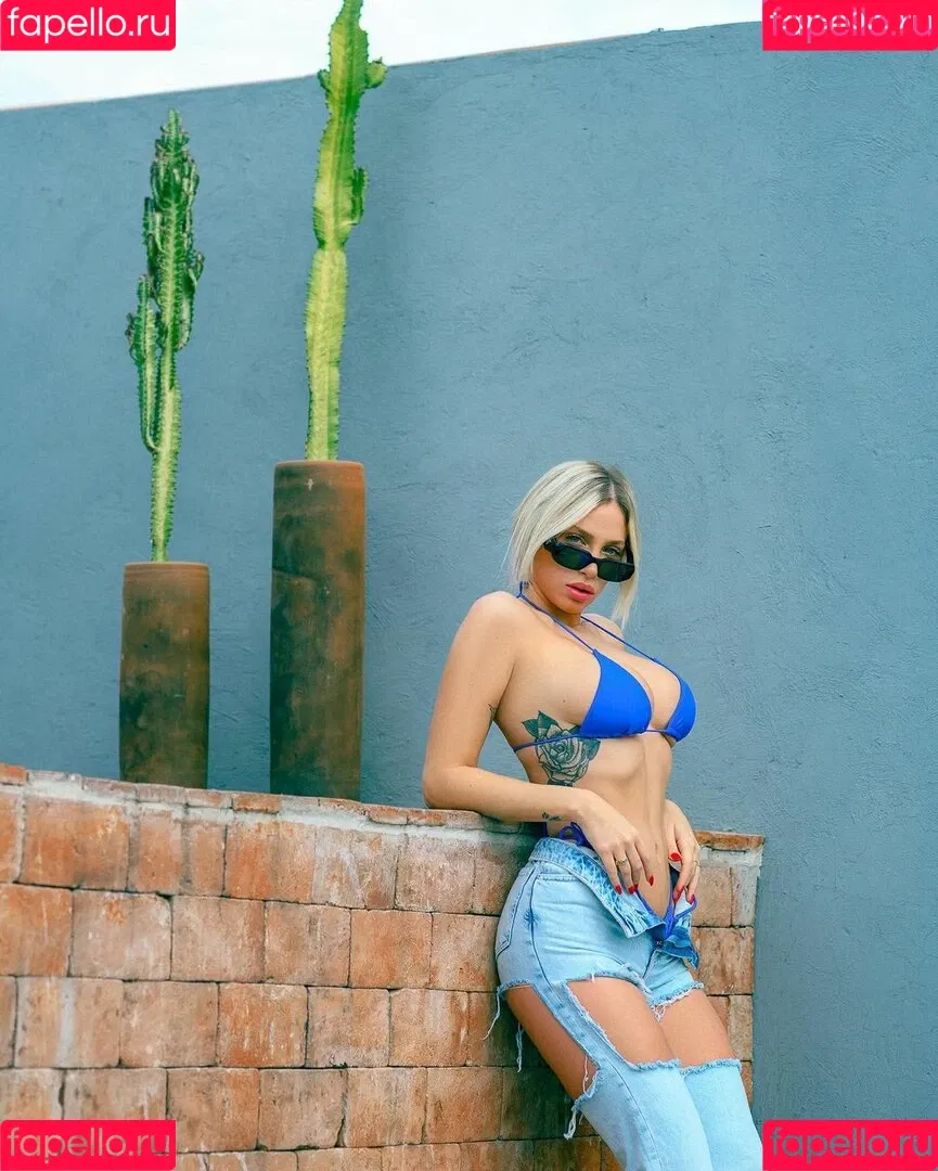 Antonella Mantovano Onlyfans Photo Gallery 