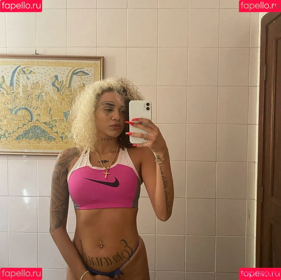 Nabrisa Onlyfans Photo Gallery 