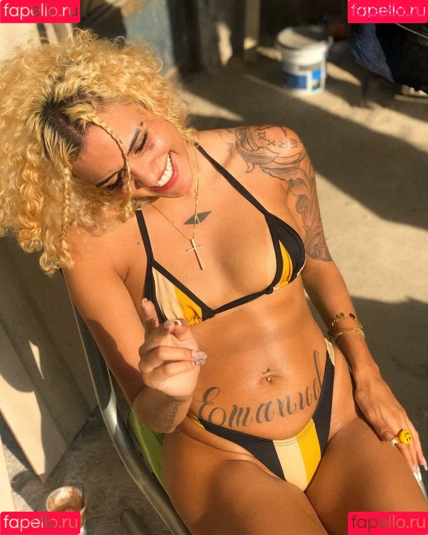 Nabrisa Onlyfans Photo Gallery 