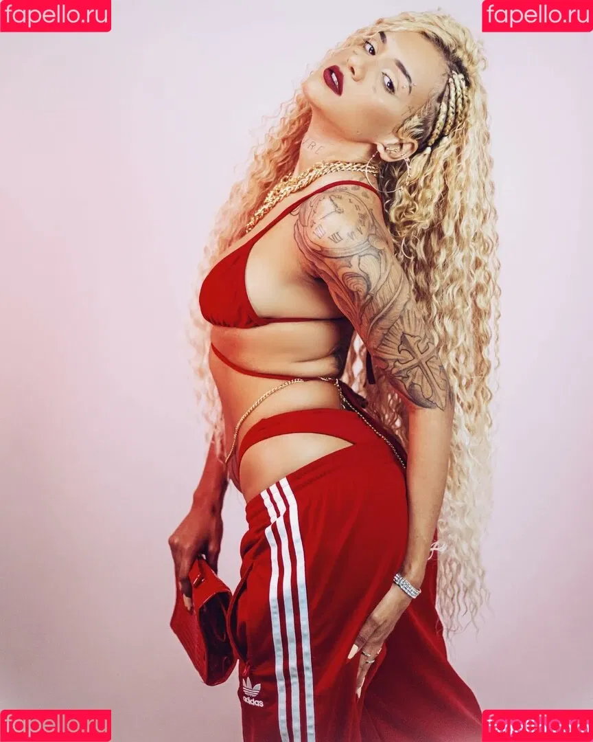 Nabrisa Onlyfans Photo Gallery 