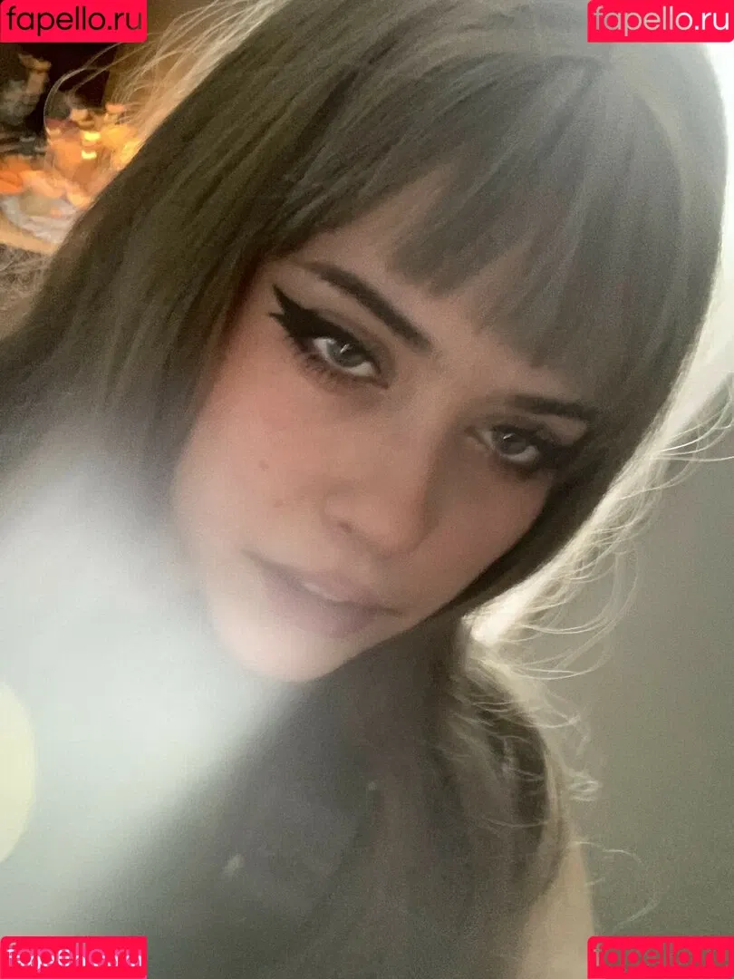 Moyumii Onlyfans Photo Gallery 